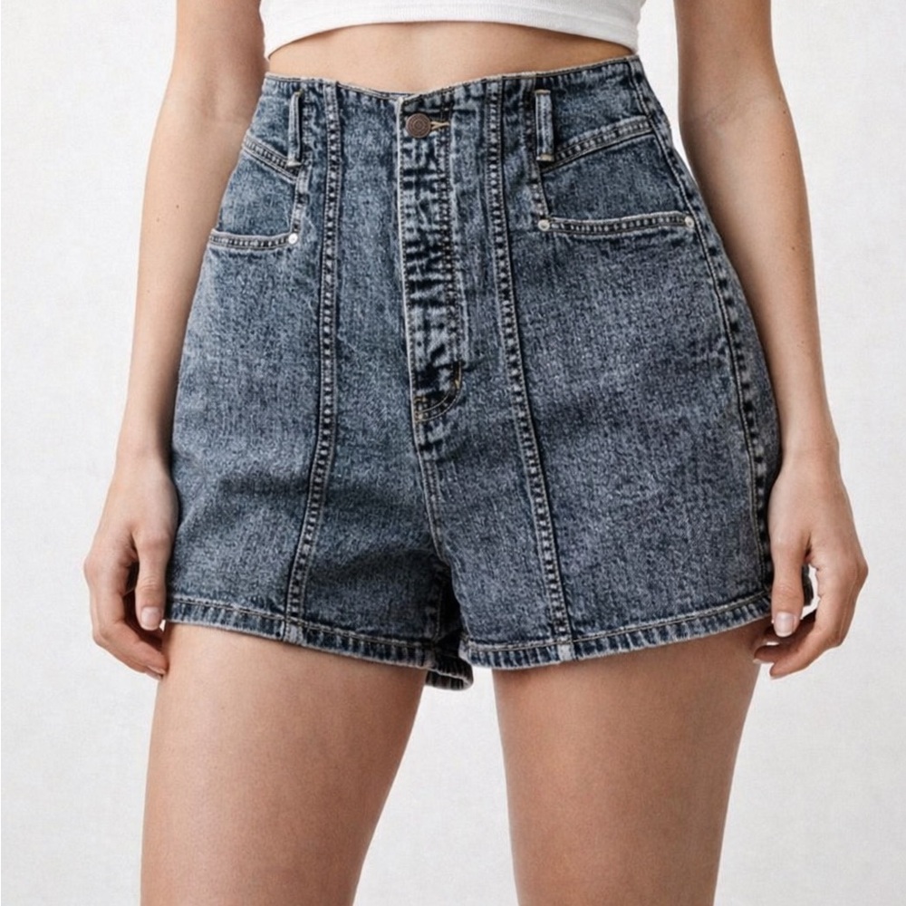 Happy Nature Ultra High Rise Seamed Short 28